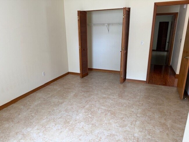 Building Photo - 3554 Irish Ln