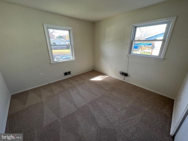 Building Photo - 13303 Holdridge Rd