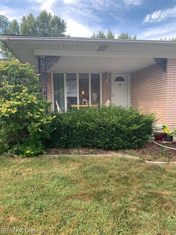 Building Photo - 43056 Devon Ln