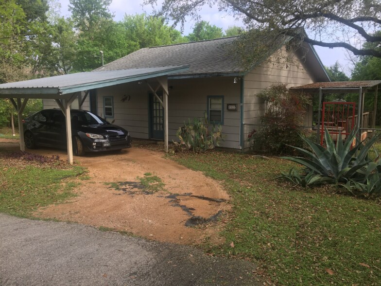 Primary Photo - 2007 Whitebead Trail