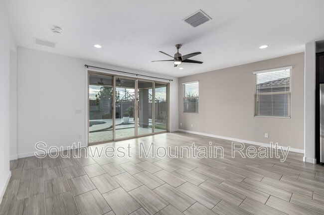 Building Photo - 21399 E Estrella Ct