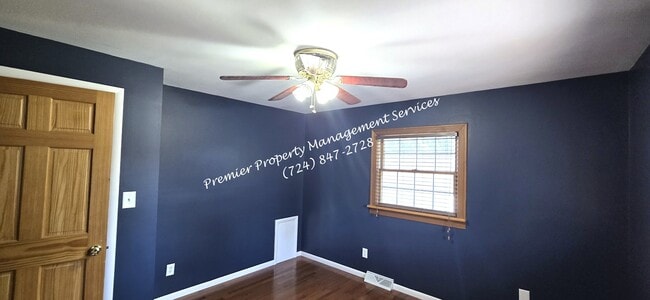Building Photo - 323 Brewster Rd