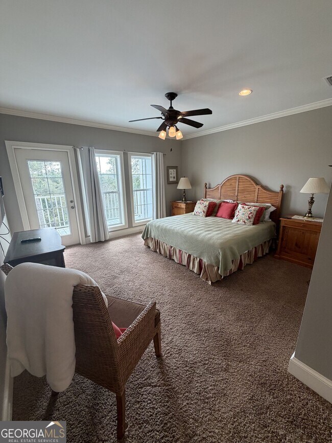 Building Photo - 102 Riverfront Cir