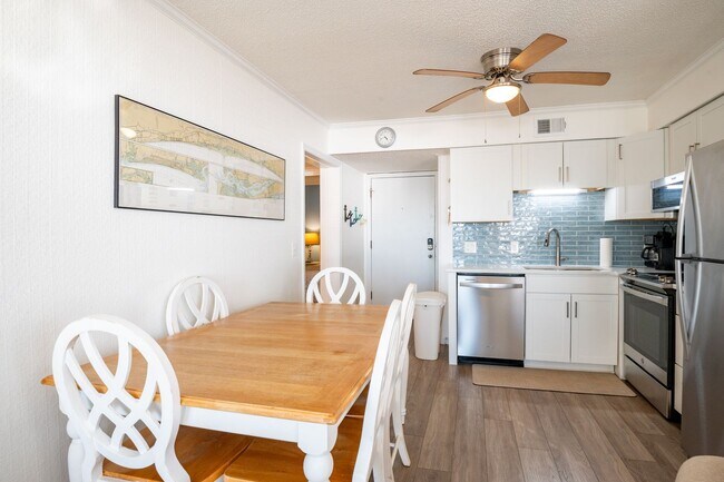 Building Photo - OCEANFRONT OFF-SEASON MONTHLY 2 BEDROOM NOW AVAILABLE