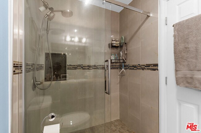 Building Photo - 13223 Arabella St