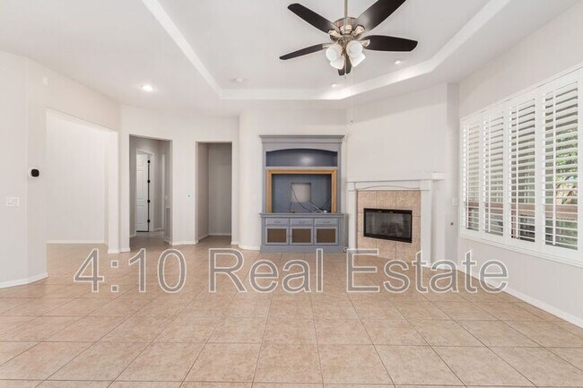 Building Photo - 4652 E Donato Dr