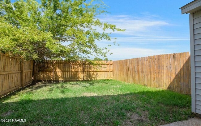 Building Photo - 119 Courtney Dr