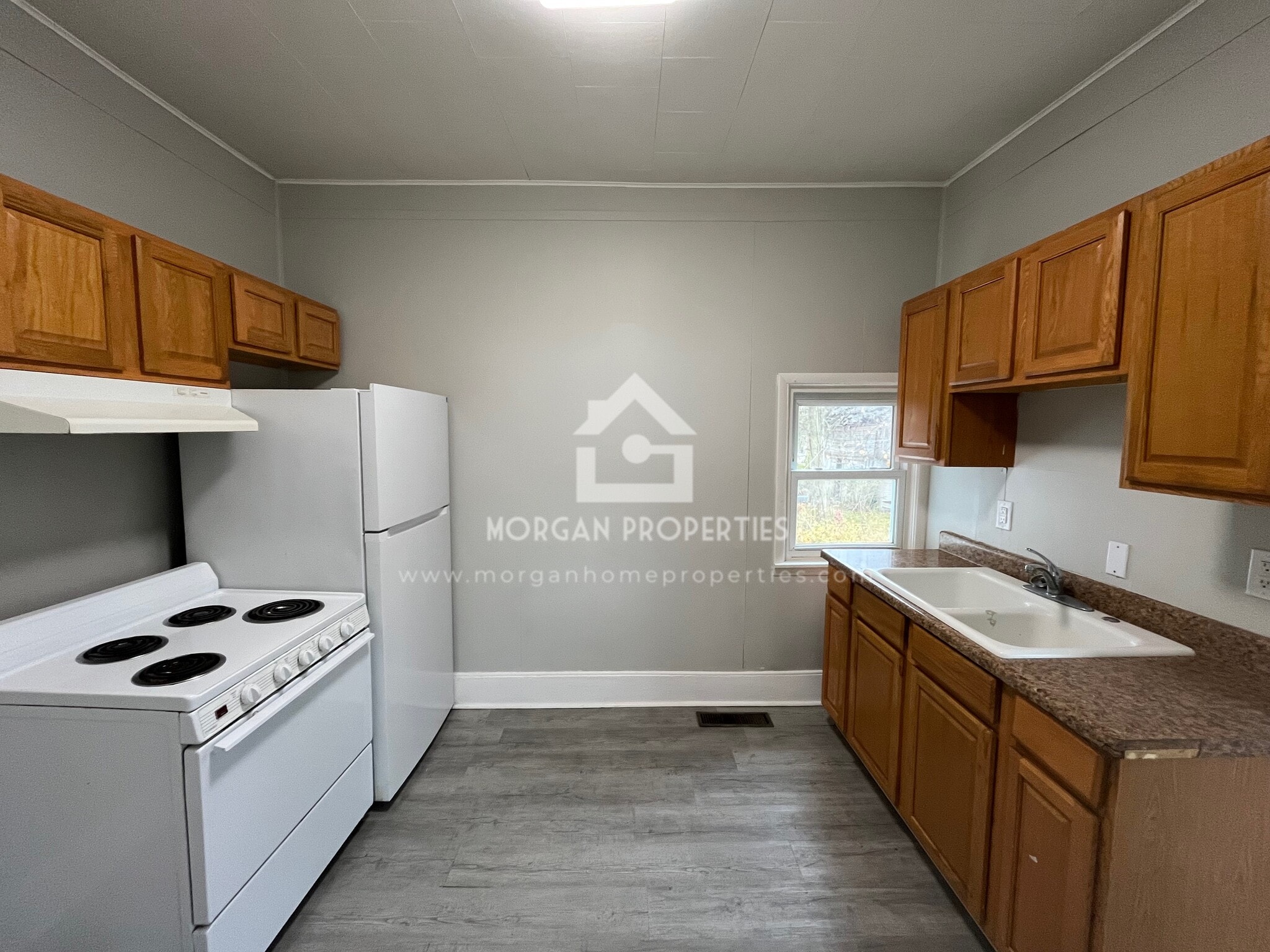 Building Photo - 1104 Thornburg St