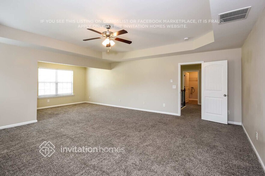 Building Photo - 5395 Bucknell Trace