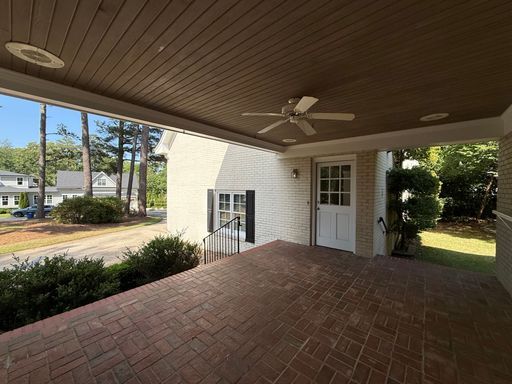 Building Photo - **OFFERING REFUNDABLE APPLICATION FEES & $250 MOVE IN PROMOTION** Incredible 5BD, 4.5BA House in ...