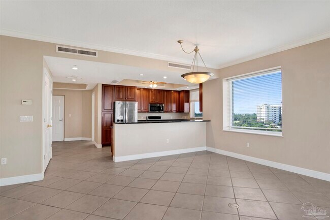 Building Photo - 608 Lost Key Dr