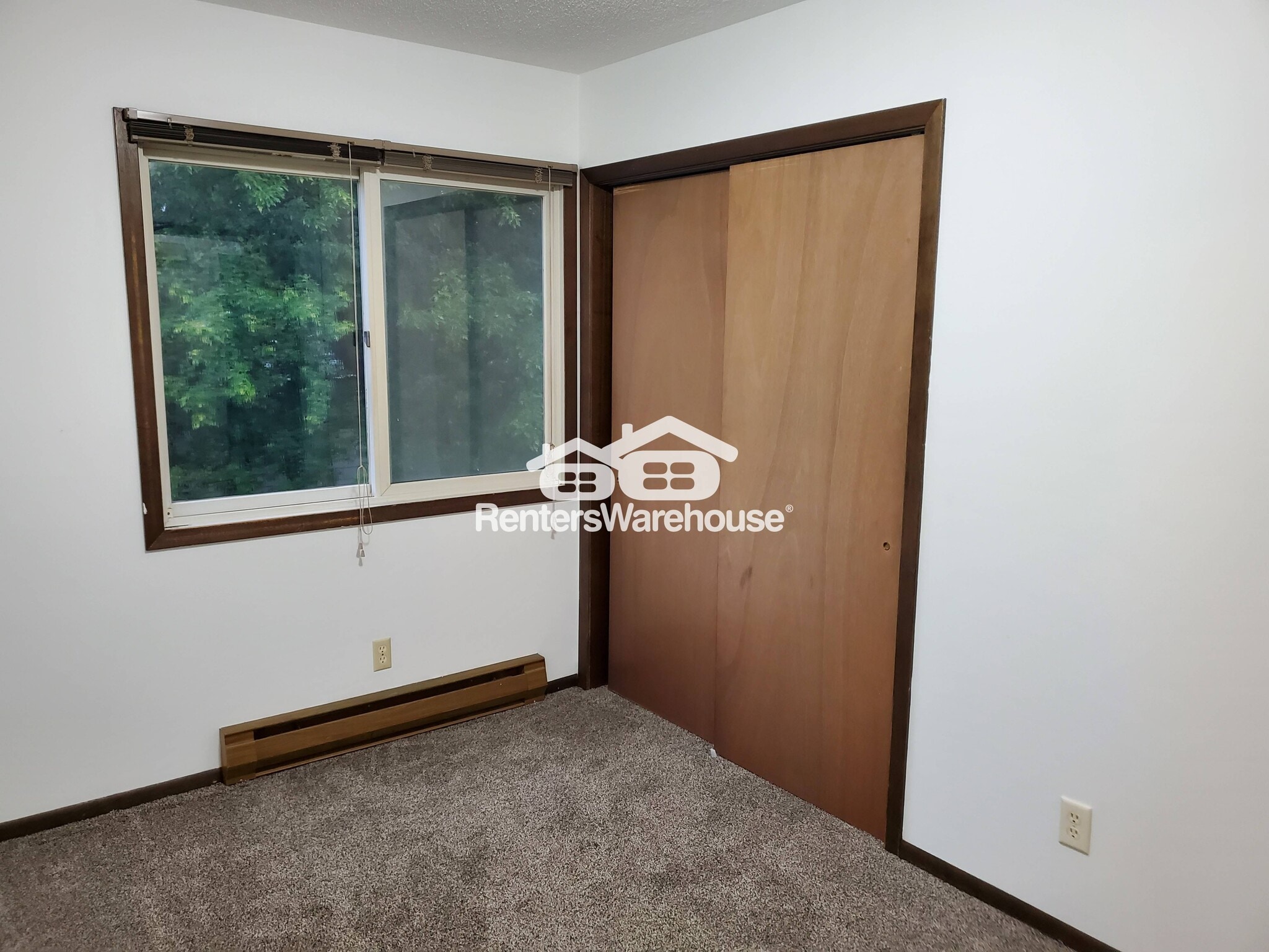 Building Photo - 29 2nd St