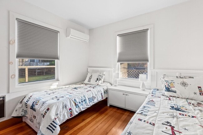 Building Photo - 38 Homesite Ave