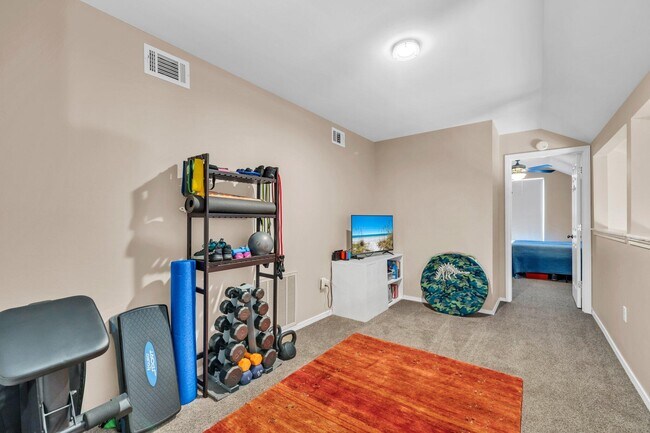 Building Photo - 4559 Castlewood Ln