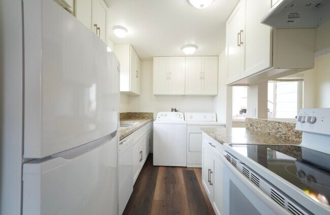 Building Photo - 100 Carolina St