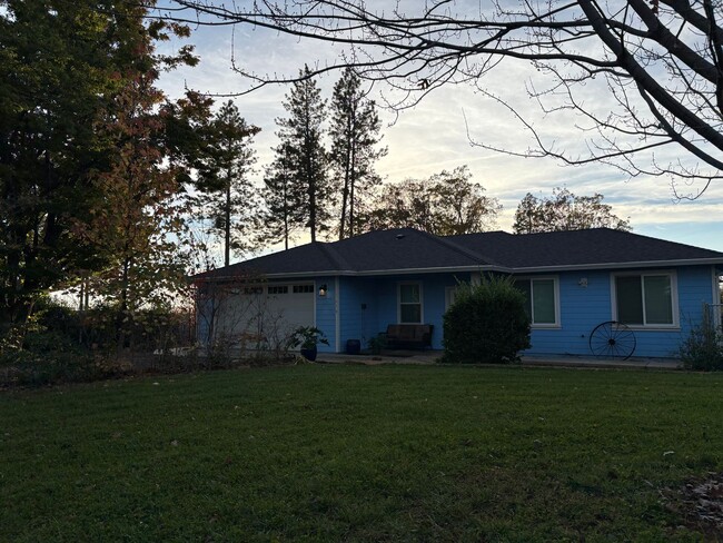 Building Photo - 5619 Cherry Ln