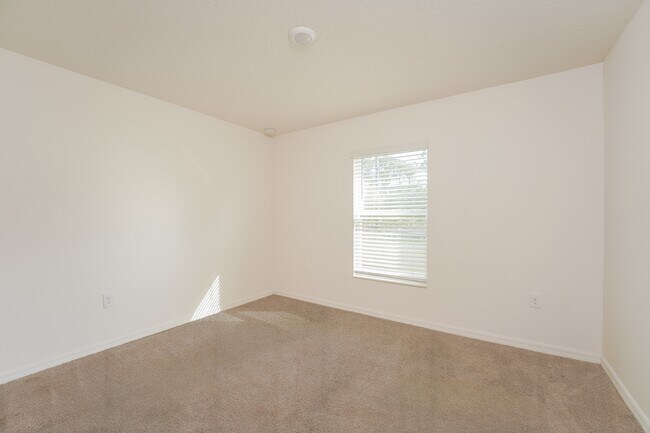 Building Photo - 1167 Walden Blvd SE