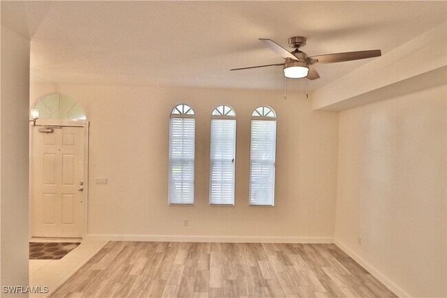 Building Photo - 6182 Towncenter Cir