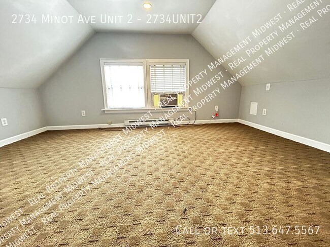 Building Photo - 2734 Minot Ave