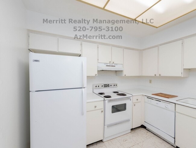 Building Photo - Spacious 2-Bedroom Townhome – Available Now!