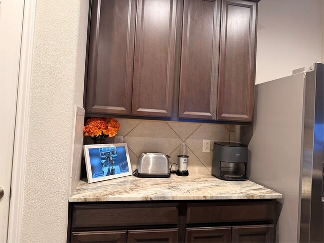 Building Photo - 6518 Castle Loch Ct