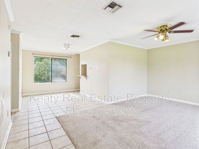 Building Photo - 307 Cougar Ridge