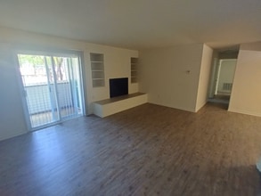 Building Photo - 600 Reusens Rd