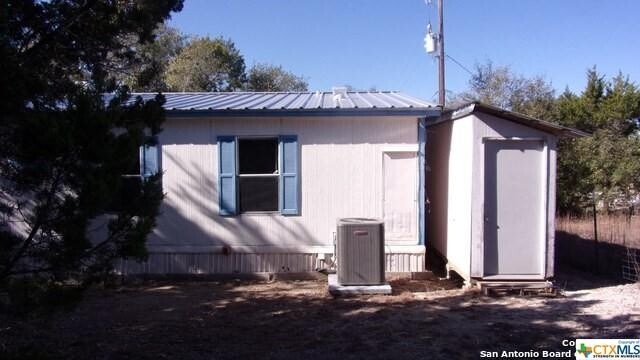 Building Photo - 1106 Indian Hollow