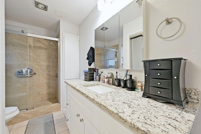 Building Photo - 2503 Howellwood Wy