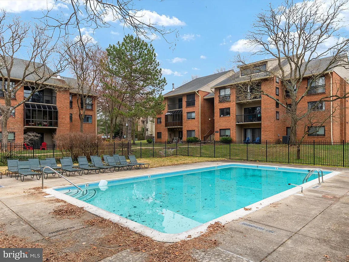 Building Photo - 1227 Gemini Dr