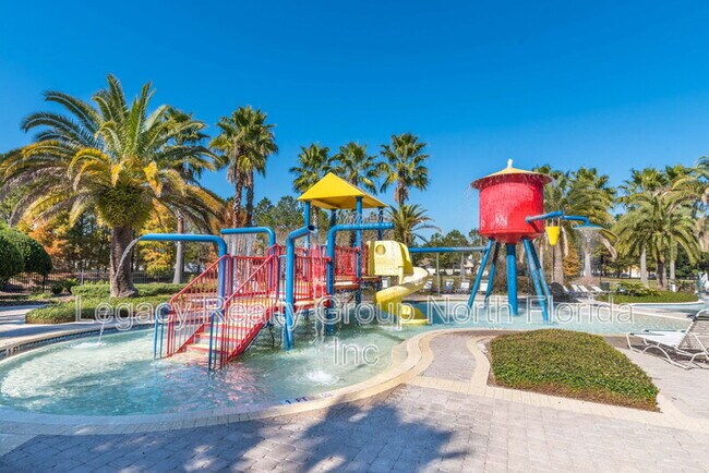 Building Photo - 509 Big Tree Wy