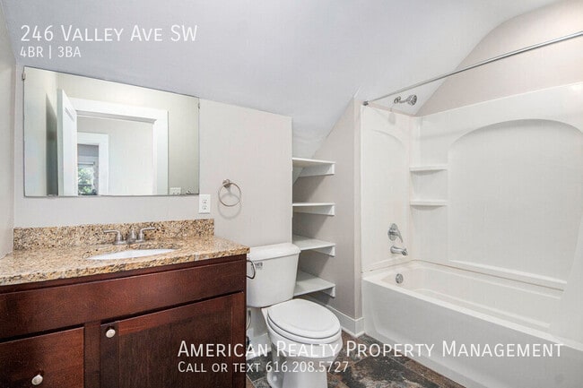 Building Photo - 246 Valley Ave SW