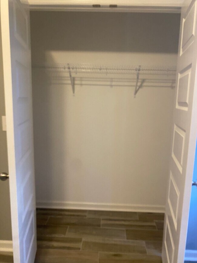 Building Photo - 3 bed 2 Bath Home - Florence, AL