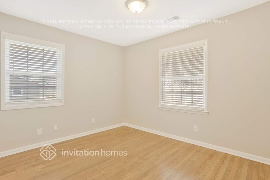 Building Photo - 1795 Fayetteville Ct SE