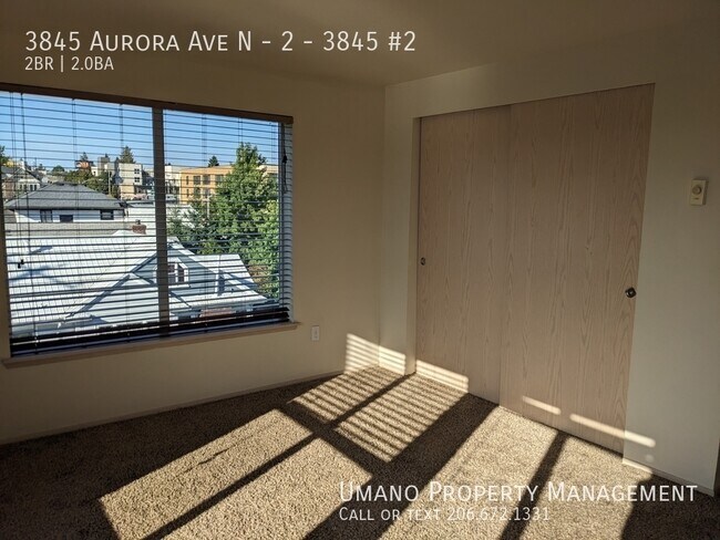 Building Photo - 3845 Aurora Ave N