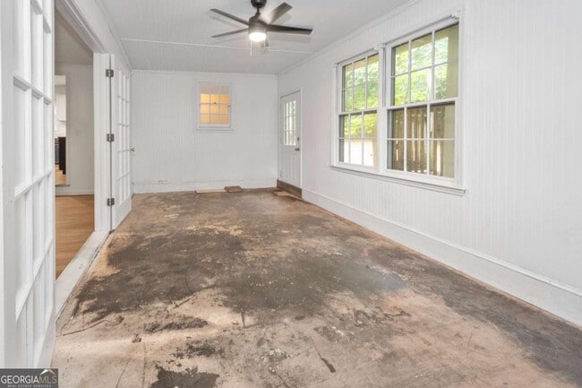 Building Photo - 209 N Lee St