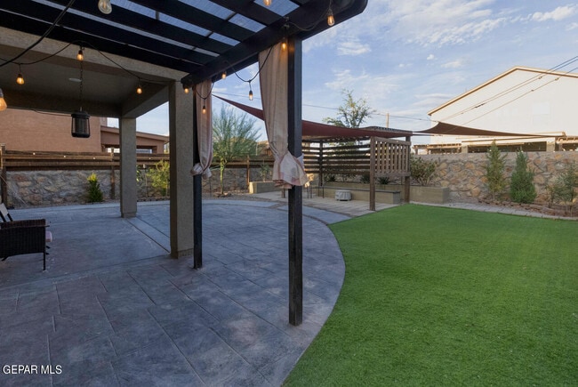 Building Photo - 4532 McBee Ct