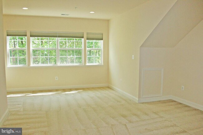 Building Photo - 12609 Horseshoe Bend Cir