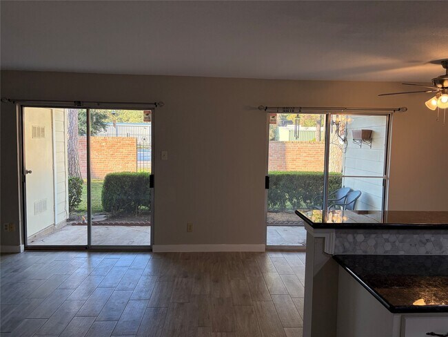 Building Photo - 14555 Wunderlich Dr