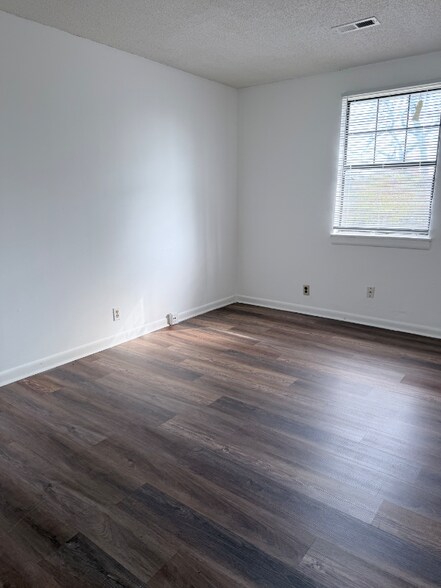 Building Photo - 4434 Gina Brooke Dr