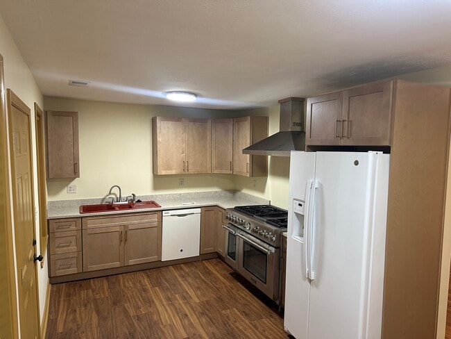 Building Photo - 5066 Rockbridge Rd SW