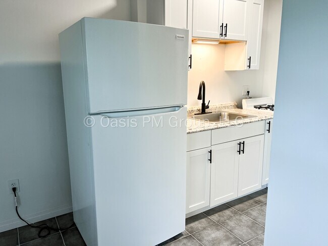 Building Photo - 3205 Joan Rd
