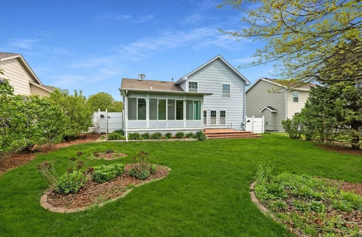 Building Photo - 2412 Emma Ave