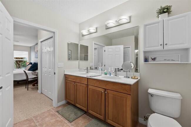 Building Photo - 100 Canopy Walk Ln