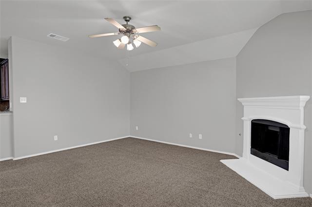 Building Photo - 9613 Sleepy Hollow Dr