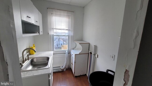 Building Photo - 262 Indiana Ave