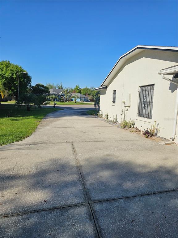 Building Photo - 1745 Foxcreek Ln