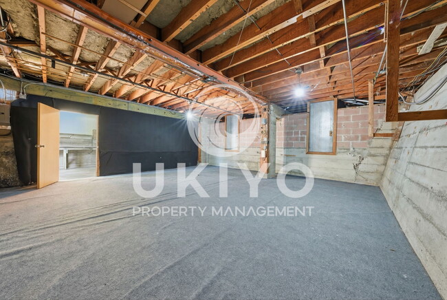 Building Photo - 860 Portal Ave