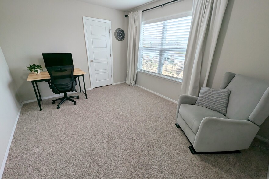 Bedroom 2 - 1640 Forest Dr