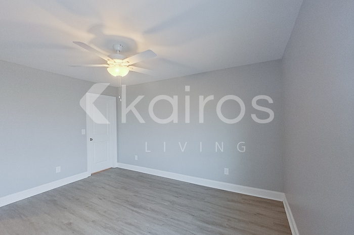 Building Photo - 3705 Oak Leaf Wy